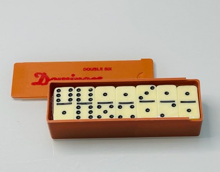 Домино в пласт. коробочке, 26-209,37-321