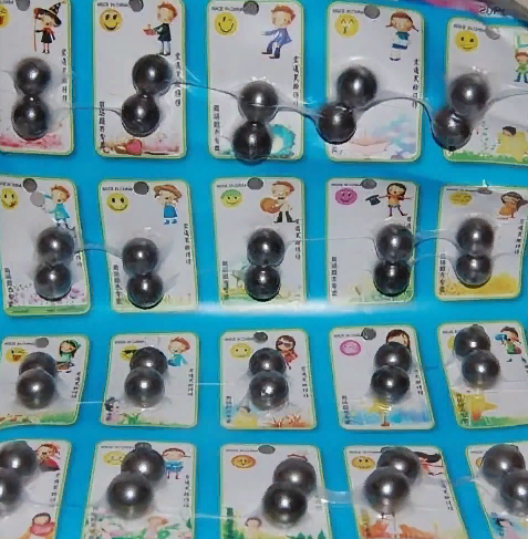 Игрушка магнит "ZZZ"  круглый, 21-256