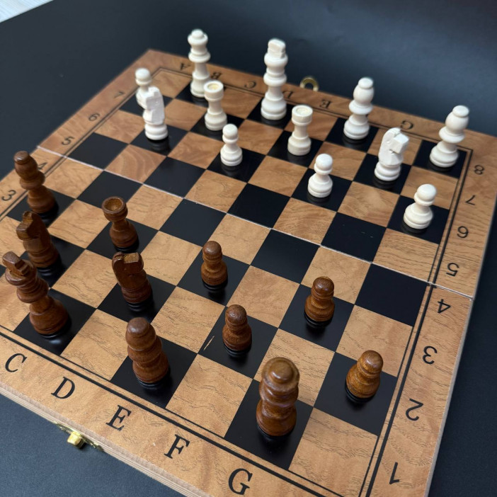 Настольная игра 3в1 (нарды, шахматы, шашки) /поле:29,5х29см./, 37-421