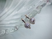Серги металл, цвет золото "Кристаллик" (пара) /1,7х1,2х0,7см./, 31-560