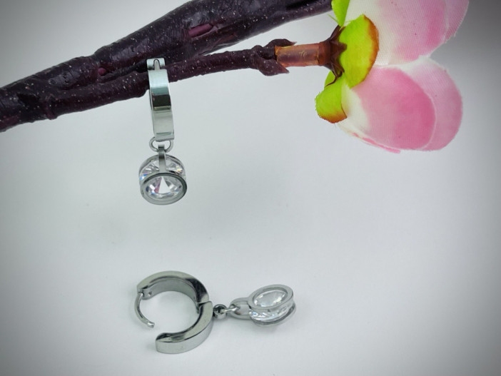 Серги металл, цвет серебро "Кристаллик" (пара) /2,8х1,3х0,8см./, 31-495